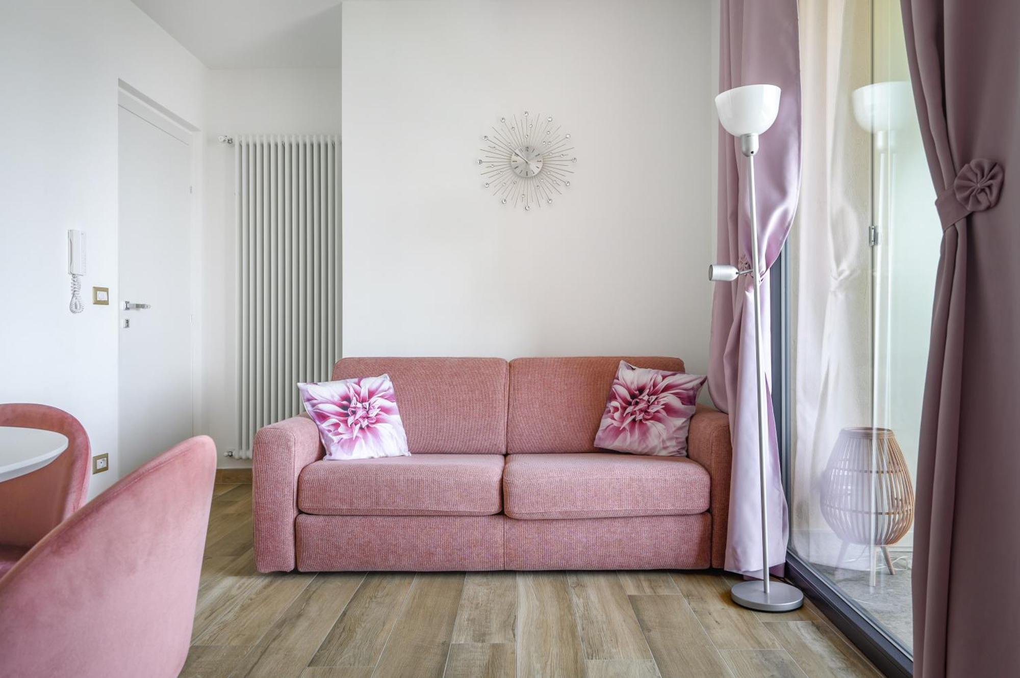 Casa Vacanze Maddalena - Palazzetto Sul Lago - Diamante Rosa Марта Екстер'єр фото