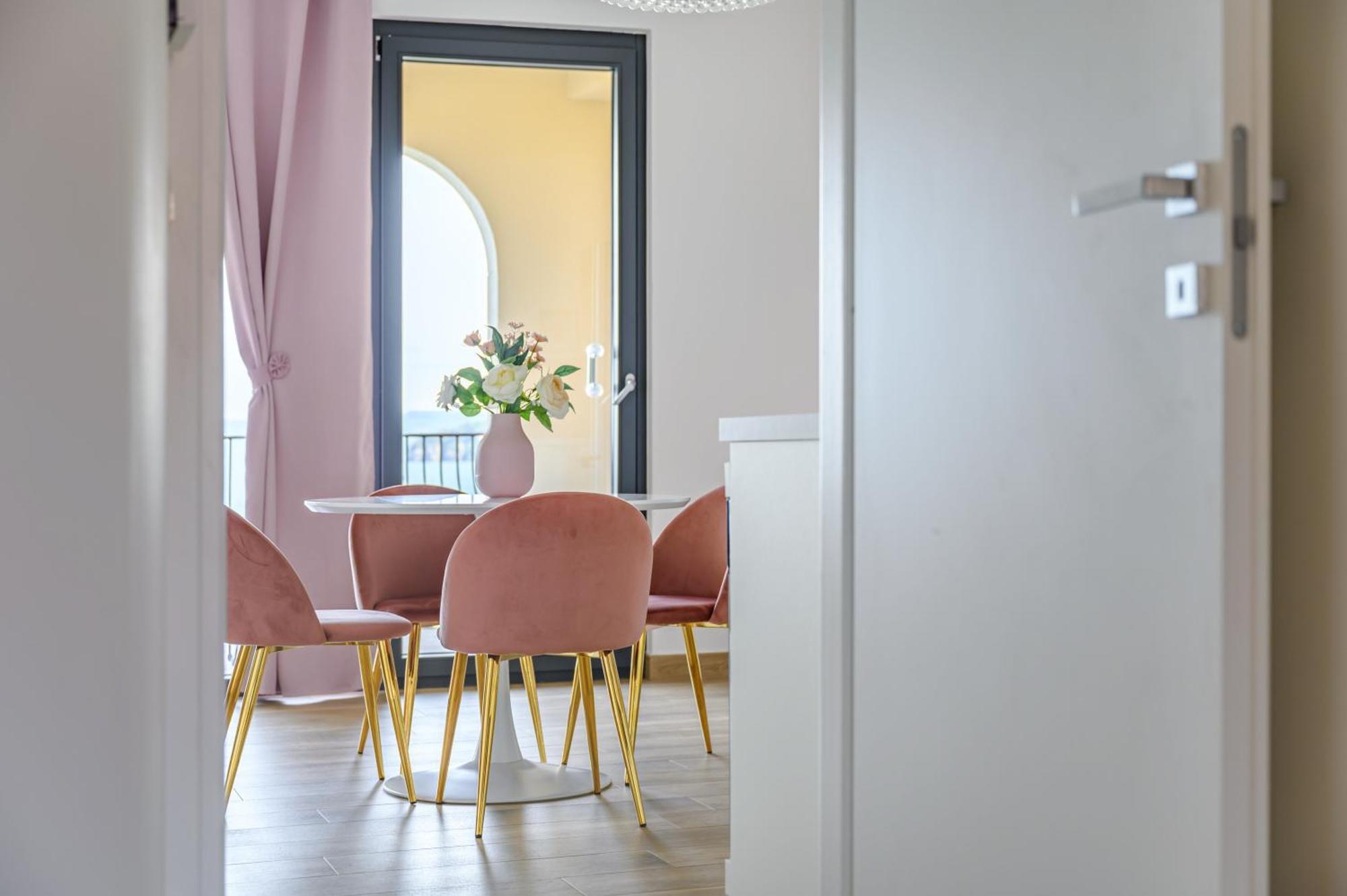 Casa Vacanze Maddalena - Palazzetto Sul Lago - Diamante Rosa Марта Екстер'єр фото